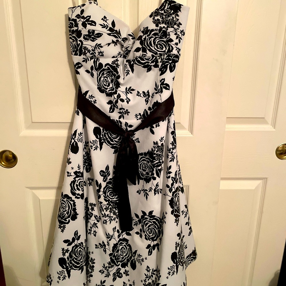 Women’s dress